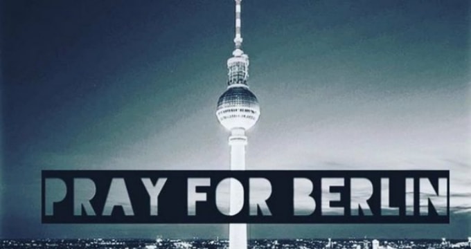 pray for berlin - cover-min