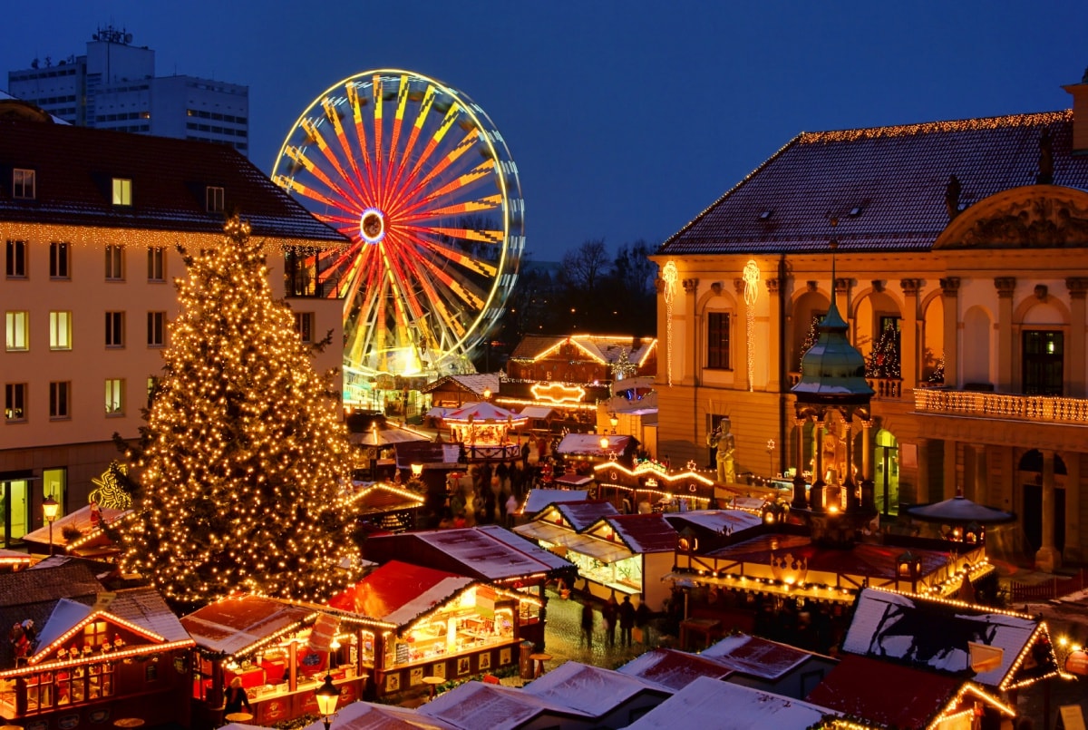 christmas market in BERLIN-min