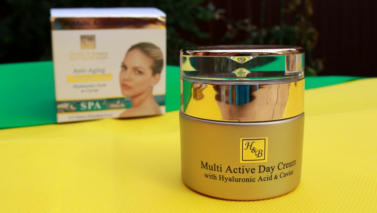 Crema de zi cu multi-activa cu acid hialuronic si extract de caviar de la Health and Beauty - review-min