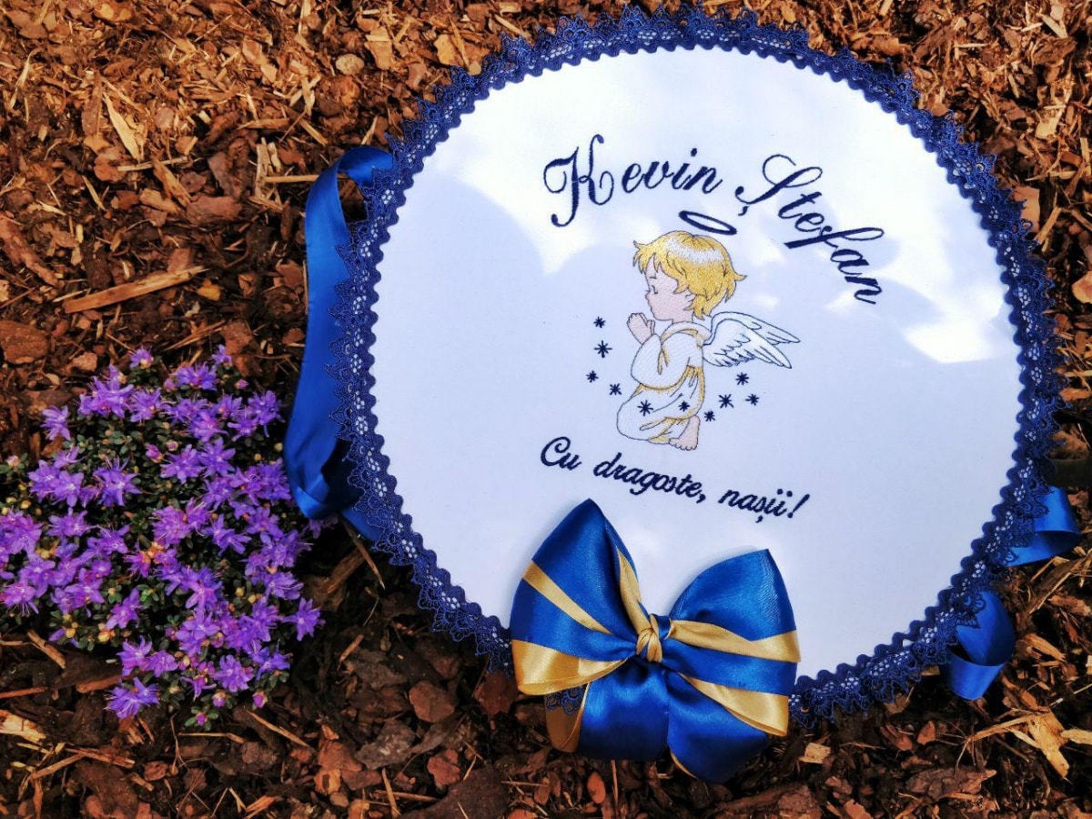 Trusou botez cu ingeras de la Casa cu Broderii-min