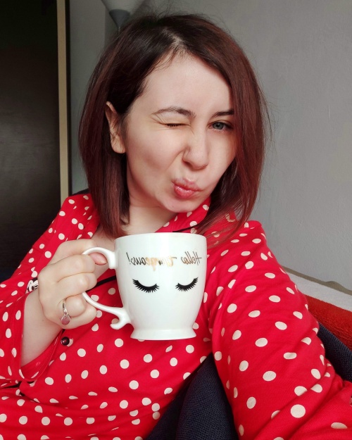 pijamale rosii cu buline 2